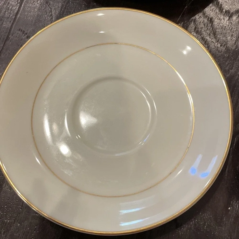 Royal Limited Golden Ivory Teacup Cups‎ Saucers Gold Trim Japan Set Of 4